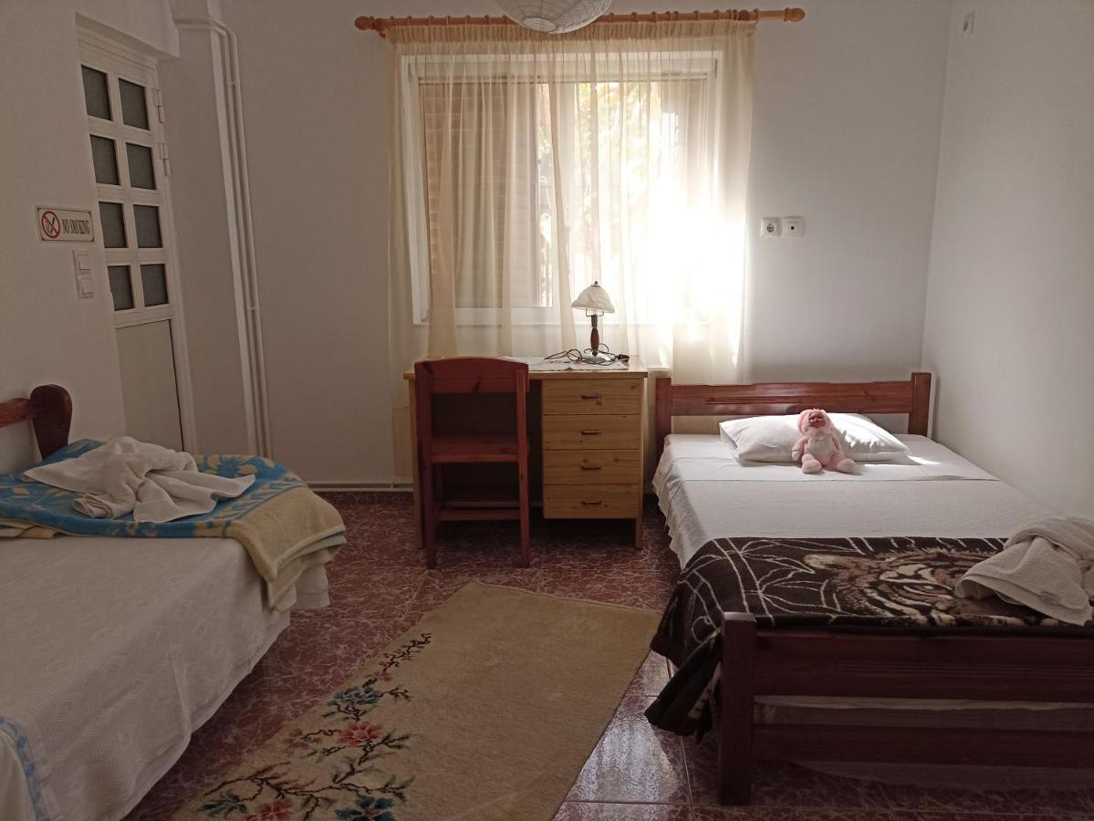 Lena'S Sweet Home Artemida  Esterno foto